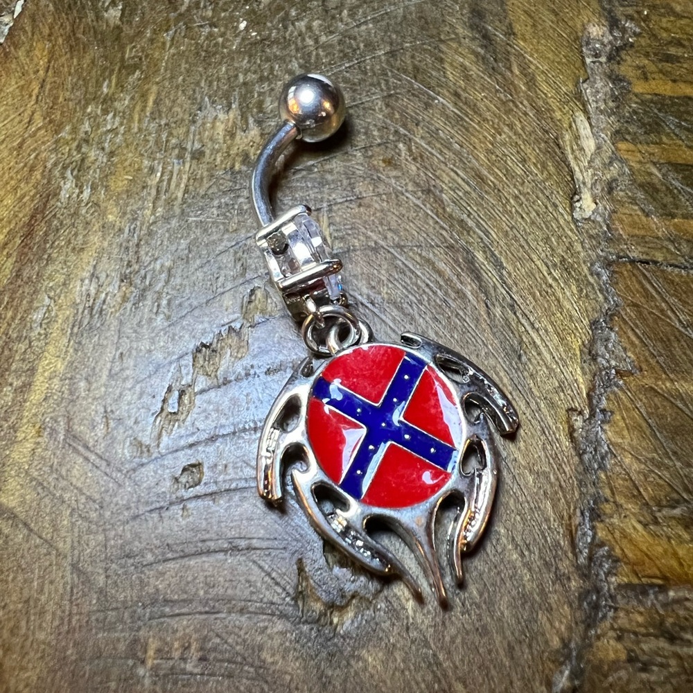 Flag belly ring